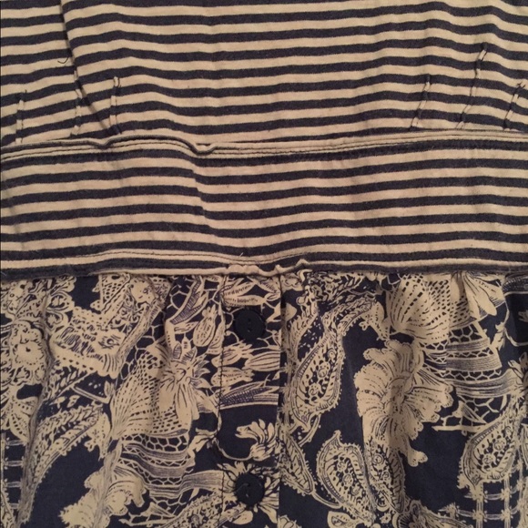 Mossimo Tank Top - Picture 2 of 3